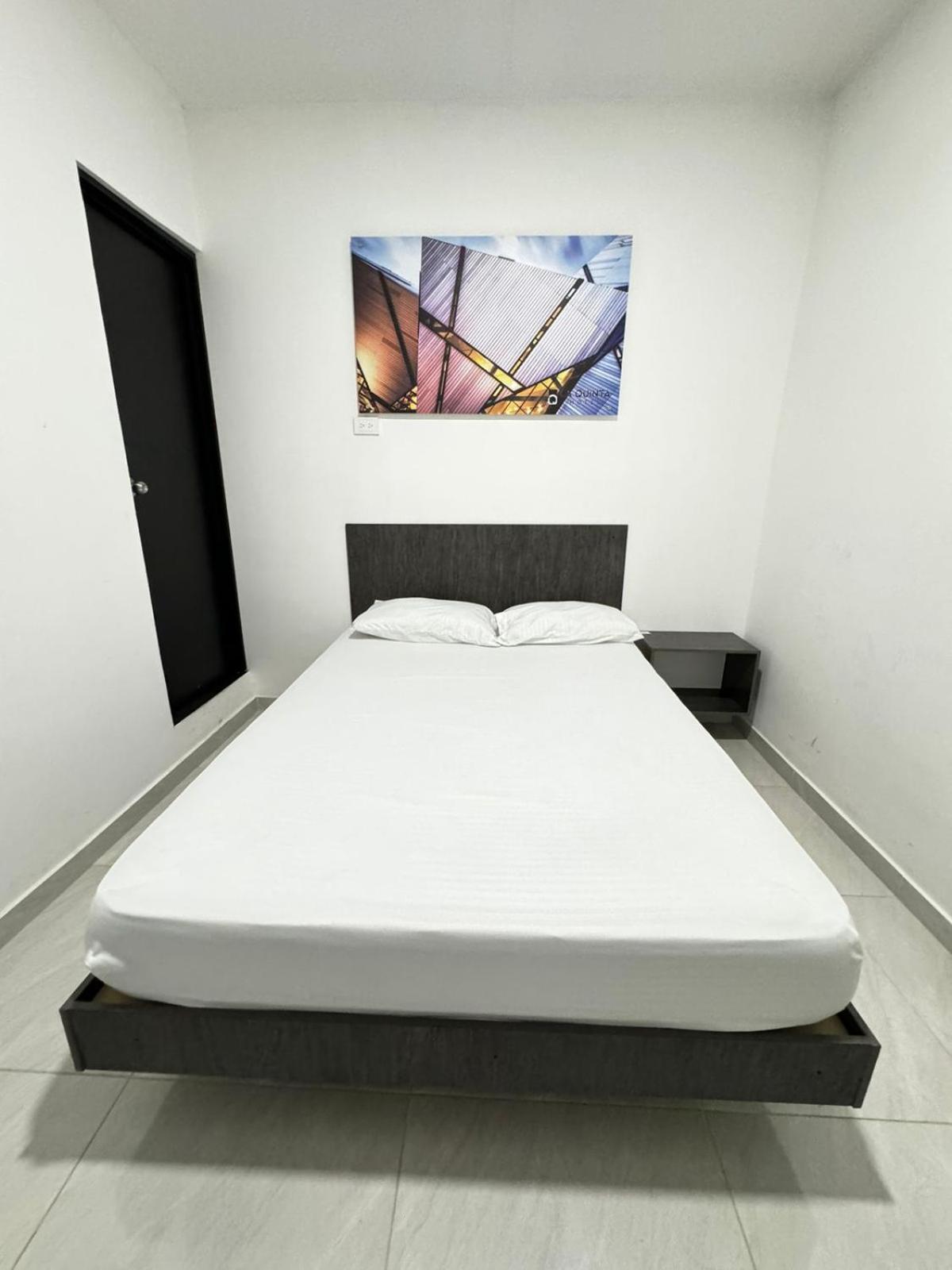 Hotel Le Quint Cúcuta エクステリア 写真